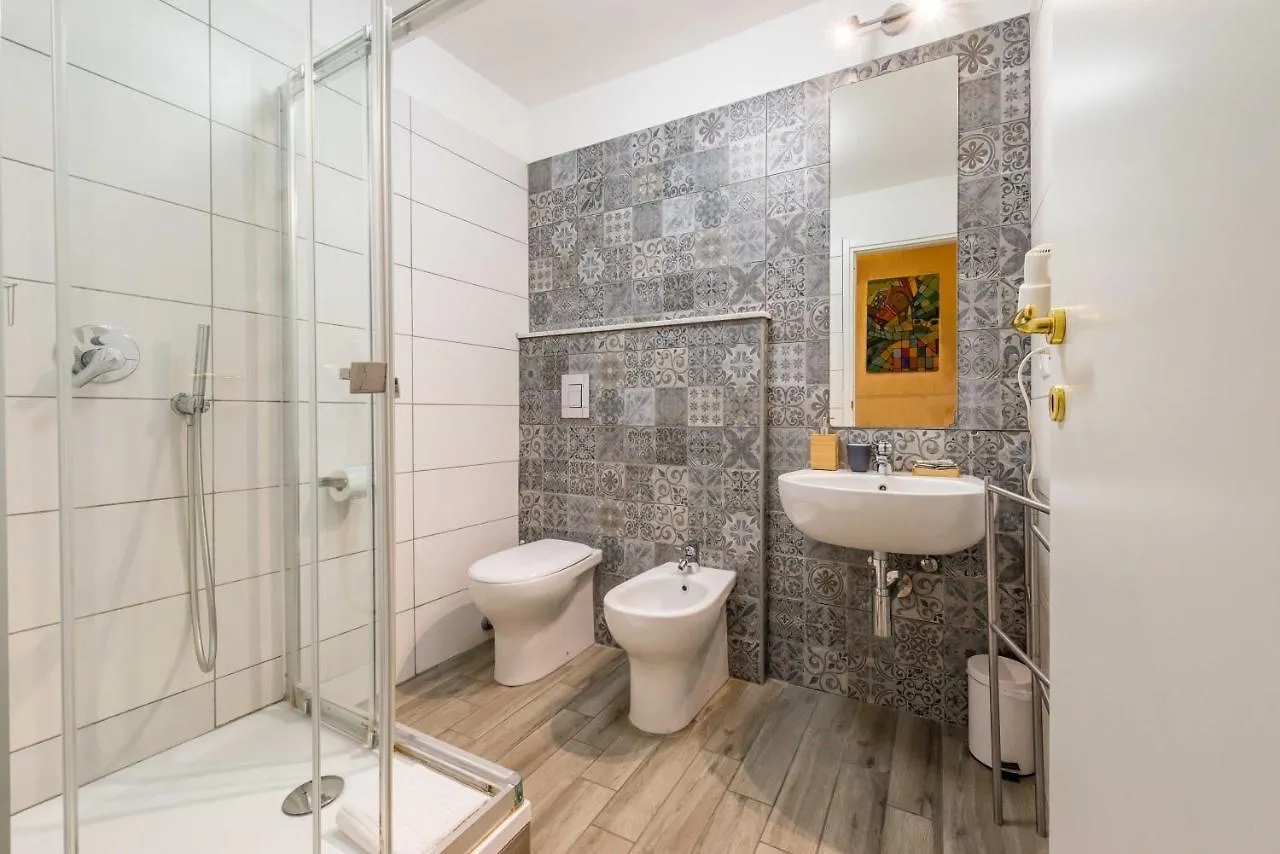 Un Attimo A Roma B&B 0*, Rom