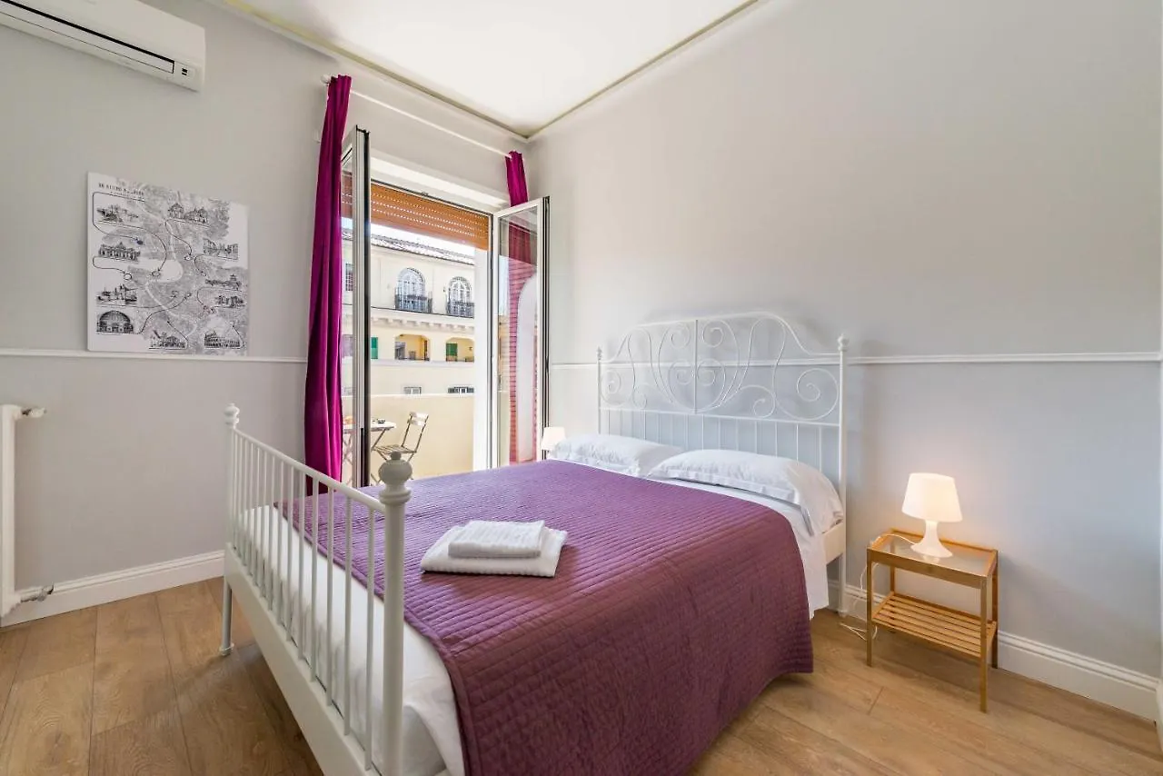Un Attimo A Roma B&B Frühstückspension