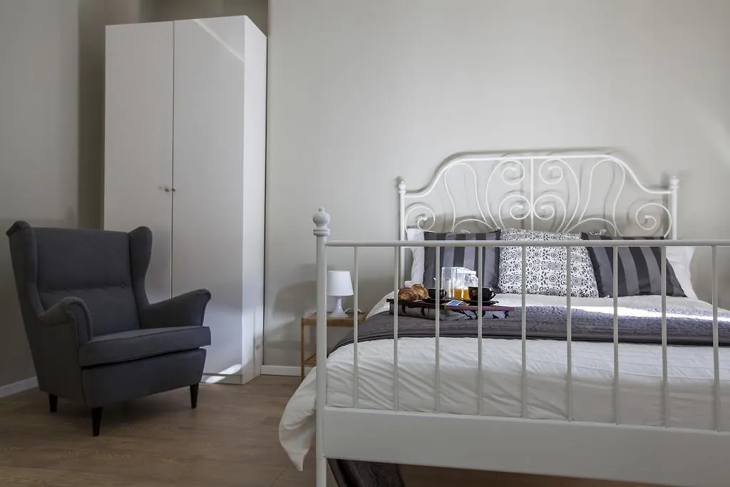 Un Attimo A Roma B&B 0*, Rom