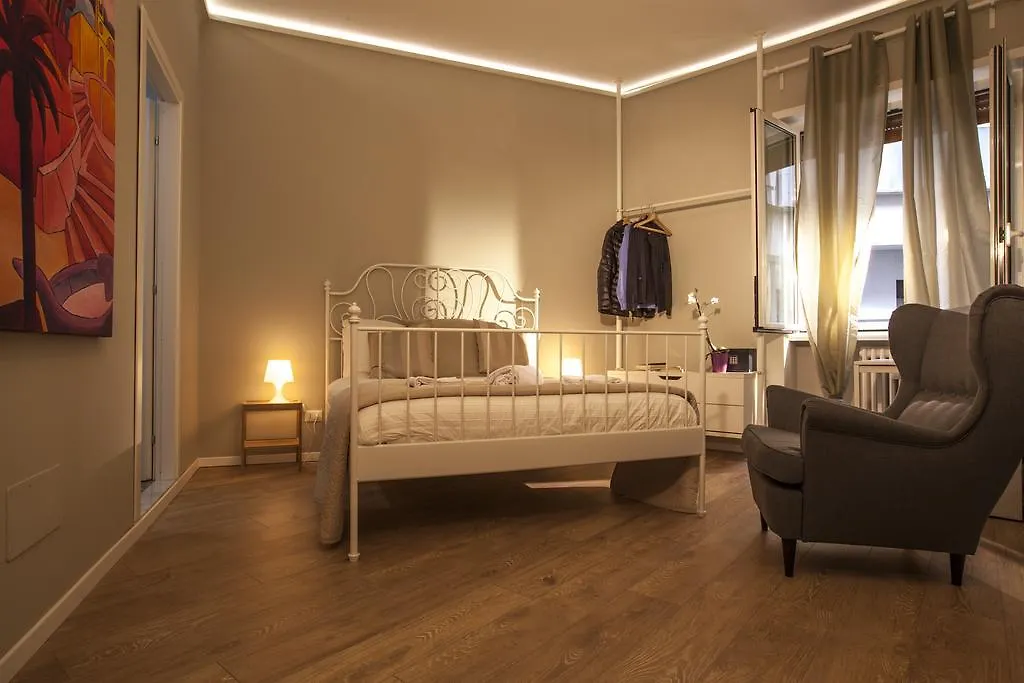 Un Attimo A Roma B&B Italien