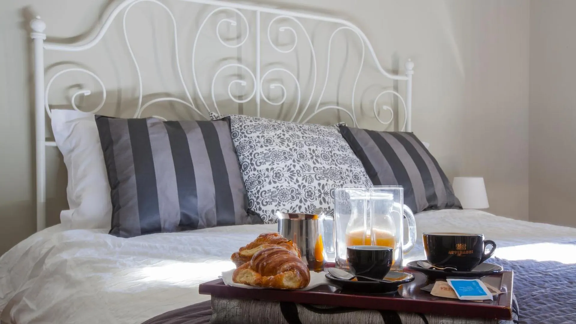 Un Attimo A Roma B&B